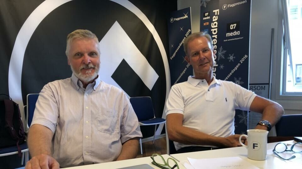 Redaktør Bjørn Ø. Andersen og salgssjef Morten Olsson i Elektronikk er svært fornøyd med de avtalene bladet har fått gjennom Fagpressen trykk og distribusjon. (Foto: BN).