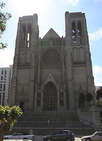 <span class=" italic" data-lab-italic_desktop="italic"><span class=" font-weight-bold" data-lab-font_weight_desktop="font-weight-bold">Grace Cathedral i San Francisco.</span></span> <span class=" italic" data-lab-italic_desktop="italic"><span class=" font-weight-bold" data-lab-font_weight_desktop="font-weight-bold">Grace Cathedral i San Francisco.</span></span>